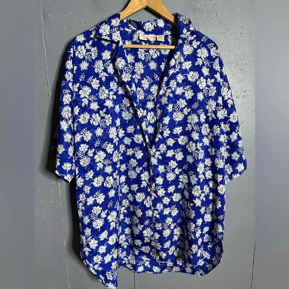 Victoria's Secret Gold Label Satin Long Button Down Shirt SZ. M/L Pearl Buttons